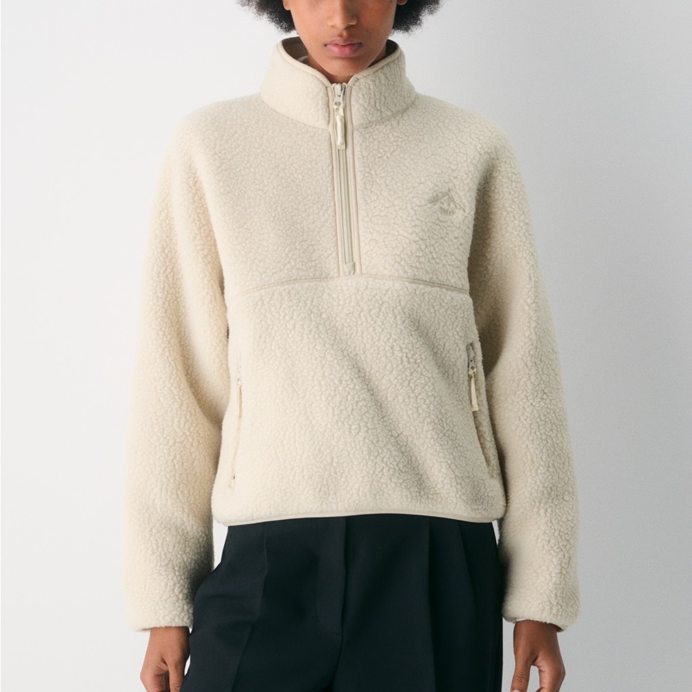 Aritzia TNA Cream Sherpa Half-Zip Pullover